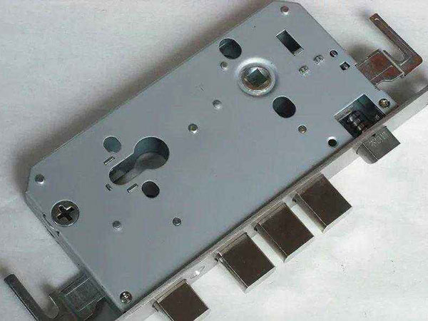 绥中24小时上门开锁公司