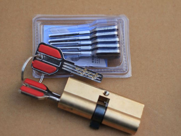 绥中24小时上门开锁公司